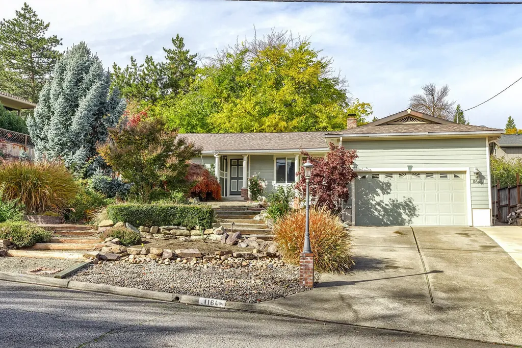 1164 Mira Mar Avenue Medford OR 97504