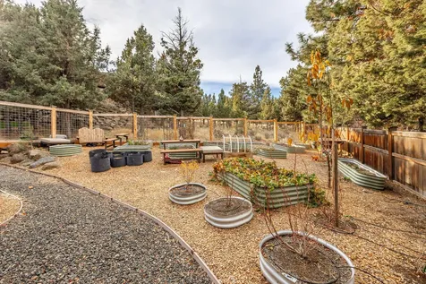 3493 NW Bryce Canyon Lane Bend OR 97703