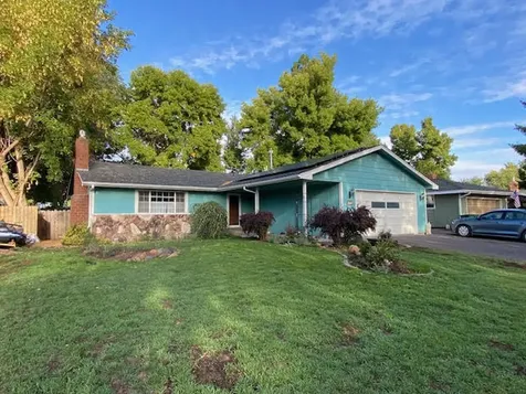 4832 Driftwood Drive Klamath Falls OR 97603