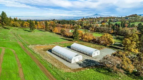 2918 W Griffin Creek Road Medford OR 97501