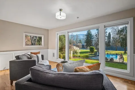 1340 SE Priscilla Lane Grants Pass OR 97526