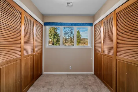 1340 SE Priscilla Lane Grants Pass OR 97526