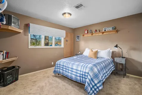 1340 SE Priscilla Lane Grants Pass OR 97526