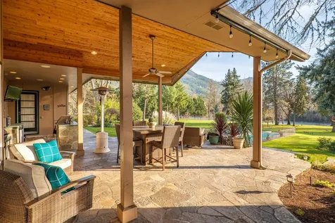 1340 SE Priscilla Lane Grants Pass OR 97526