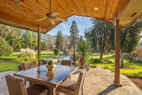 1340 SE Priscilla Lane Grants Pass OR 97526