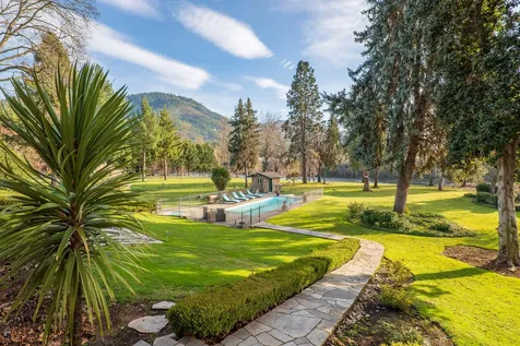 1340 SE Priscilla Lane Grants Pass OR 97526