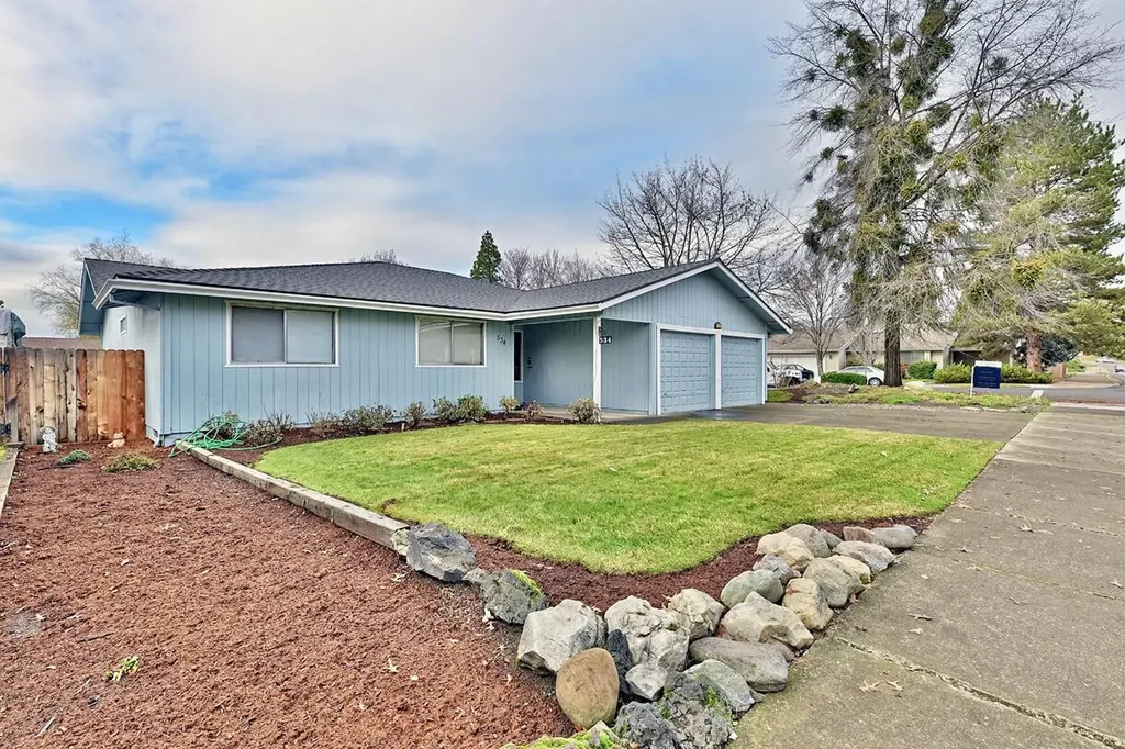 534 Black Oak Drive Medford OR 97504