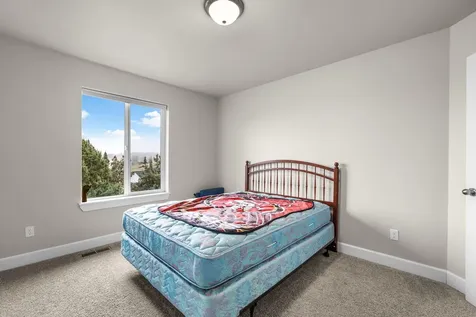 2100 SE Sagebrush Drive Madras OR 97741