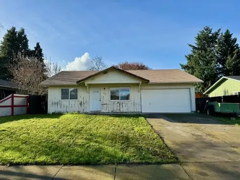554 James Street Talent OR 97540