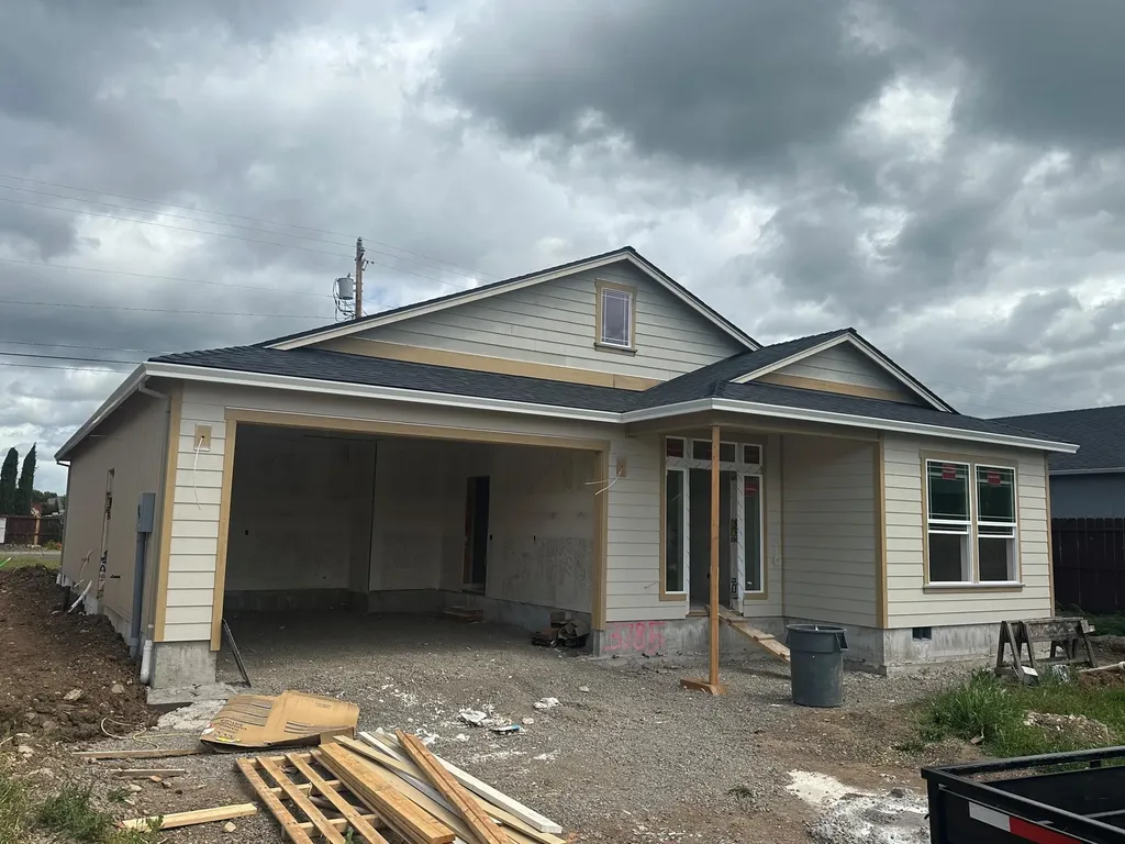 3782 Nicholas Way White City OR 97503