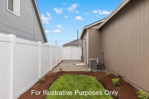 3782 Nicholas Way White City OR 97503