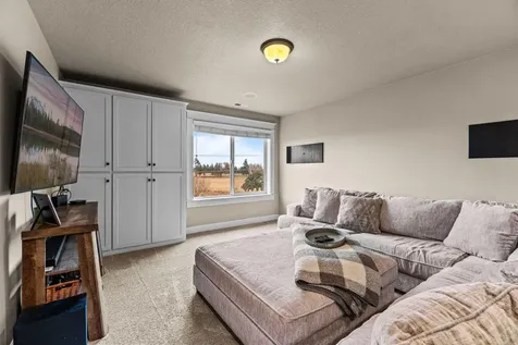 2633 SW 50th Street Redmond OR 97756