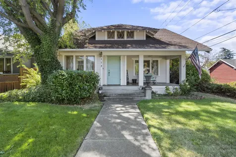 113 Geneva Street Medford OR 97504