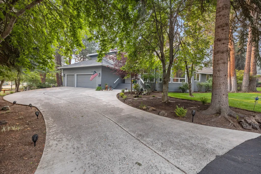 20415 Buttermilk Bend OR 97702