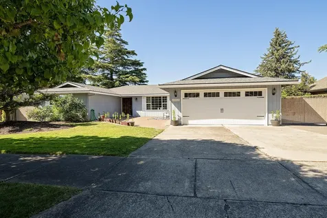 3135 Seckel Street Medford OR 97504
