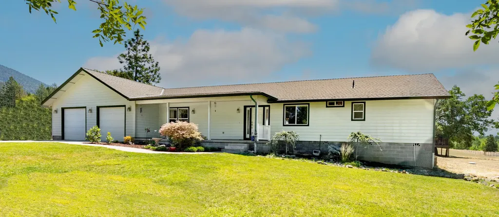 557 Timber Lane Grants Pass OR 97526