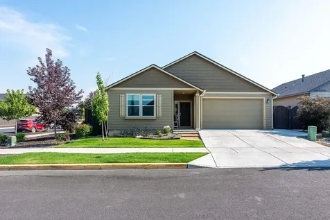 2502 NW Ivy Way Redmond OR 97756