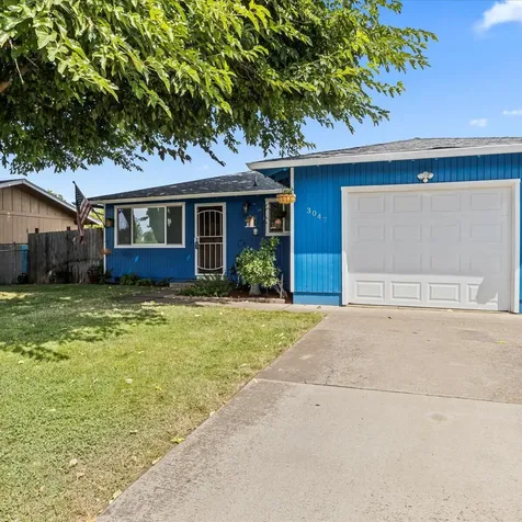 3047 Village Circle White City OR 97503