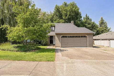 1797 Willow Glen Way Medford OR 97504