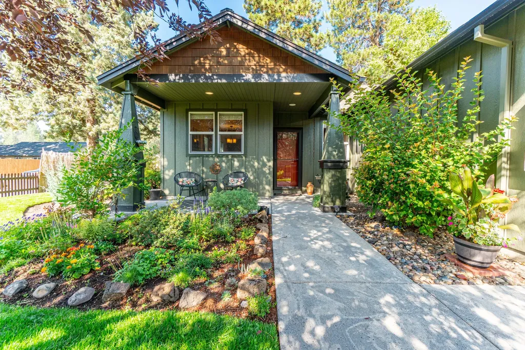 61005 Lodgepole Drive Bend OR 97702
