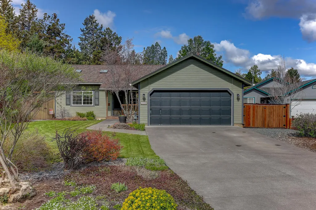 1750 NE Bobbie Court Bend OR 97701