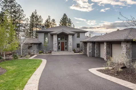 61451 Blurton Court Bend OR 97702