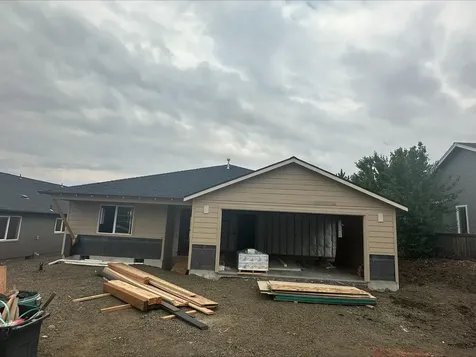 682 Nottingham Terrace Eagle Point OR 97524