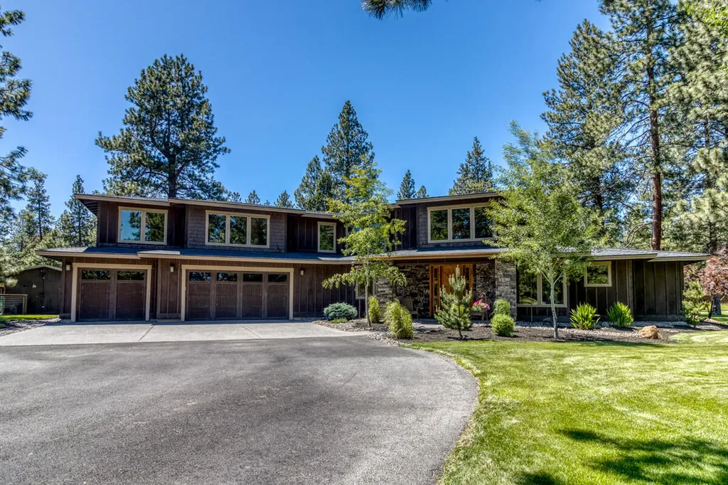 19685 Meulink Drive Bend OR 97702