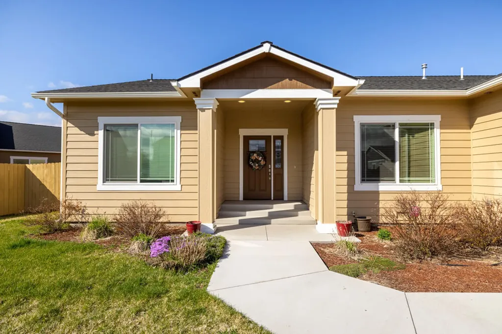 3822 Pointer Drive Klamath Falls OR 97603