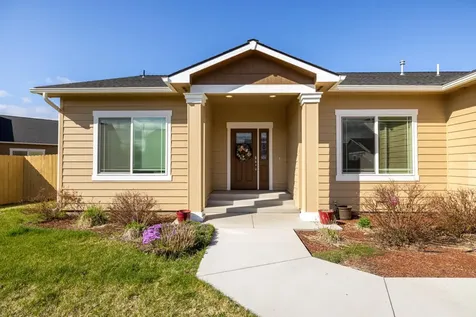 3822 Pointer Drive Klamath Falls OR 97603