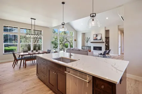8211 Sora Court Redmond OR 97756