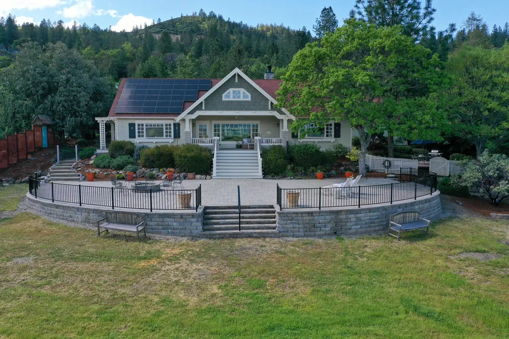 4292 Tami Lane Central Point OR 97502