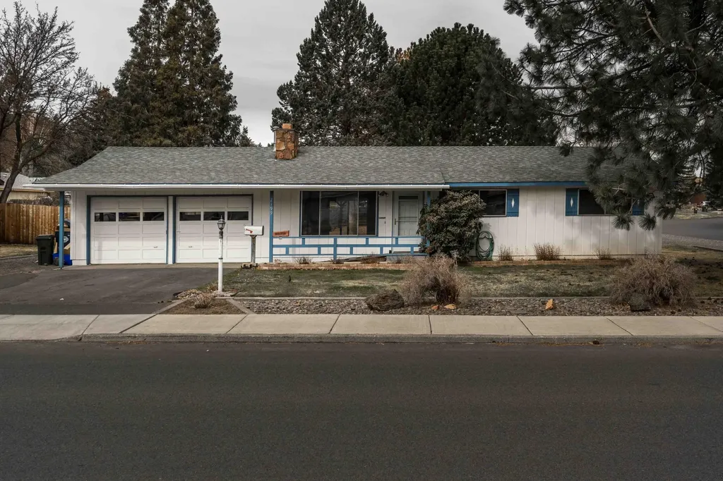 2199 NE Shepard Road Bend OR 97701