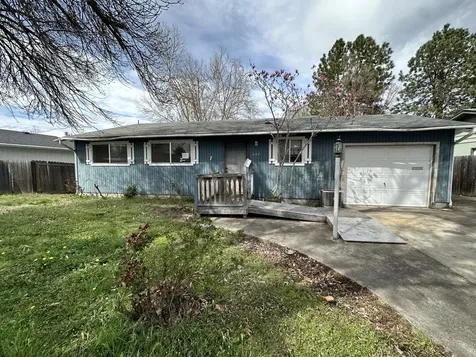 327 Arnwood Street Medford OR 97501