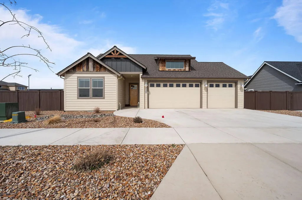 4445 SW Coyote Avenue Redmond OR 97756