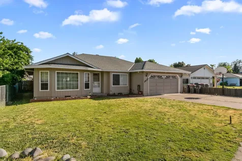 1637 Timothy Street Central Point OR 97502