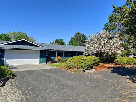 2610 SW Pumice Avenue Redmond OR 97756