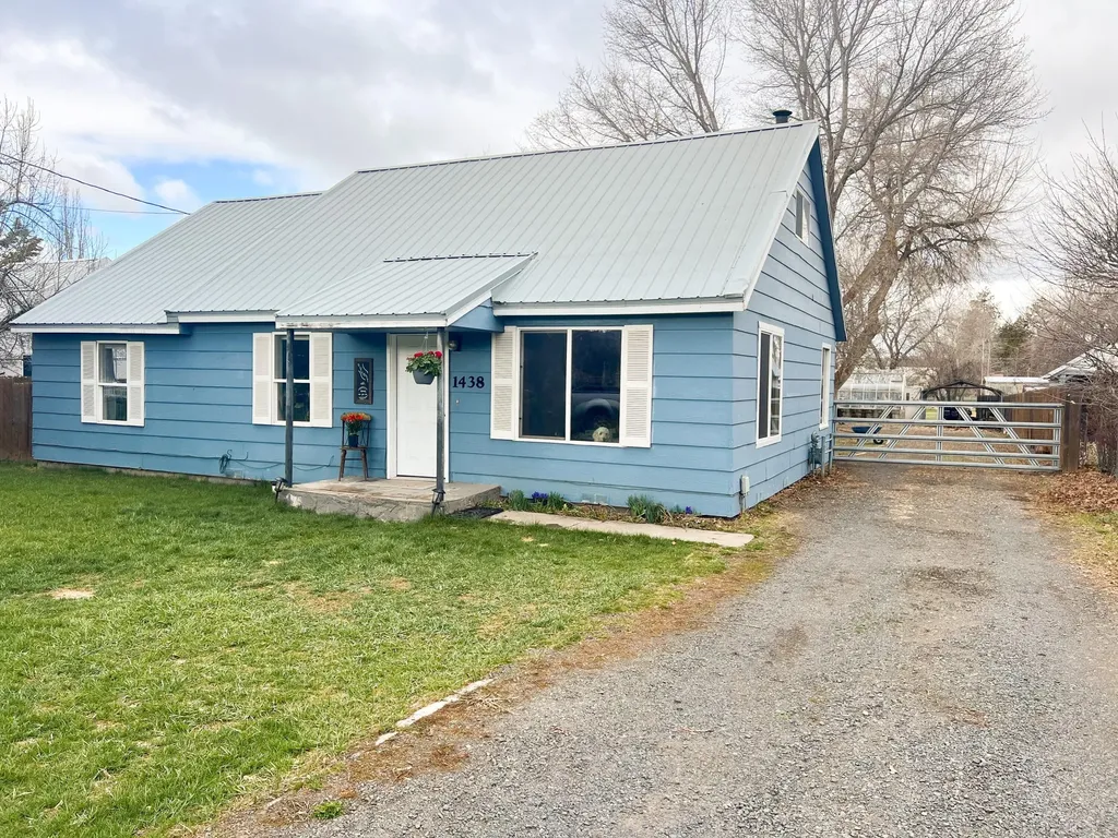 1438 Gary Street Klamath Falls OR 97603