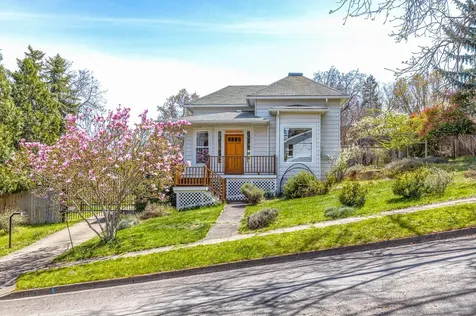 122 S Laurel Street Ashland OR 97520