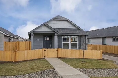 3272 NW 10th Street Redmond OR 97756