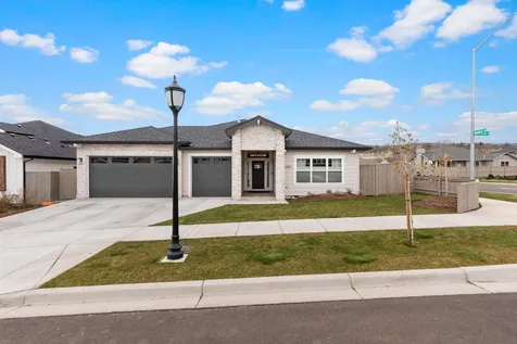 3887 Wyoming Lane Medford OR 97504