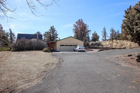 8810 NW Eagle Drive Redmond OR 97756
