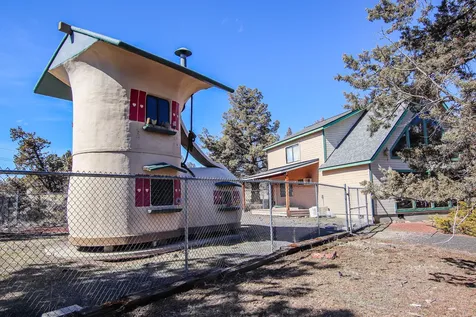 8810 NW Eagle Drive Redmond OR 97756