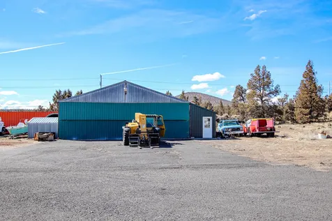 8810 NW Eagle Drive Redmond OR 97756