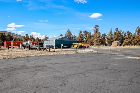 8810 NW Eagle Drive Redmond OR 97756