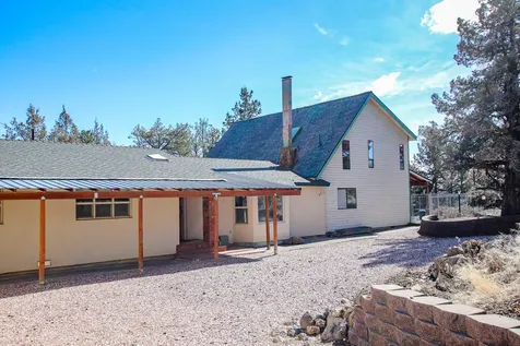 8810 NW Eagle Drive Redmond OR 97756