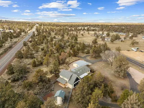 8810 NW Eagle Drive Redmond OR 97756
