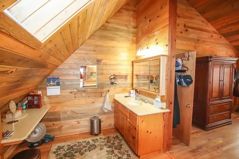 8810 NW Eagle Drive Redmond OR 97756