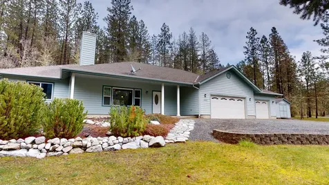 1020 Placer Road Wolf Creek OR 97497