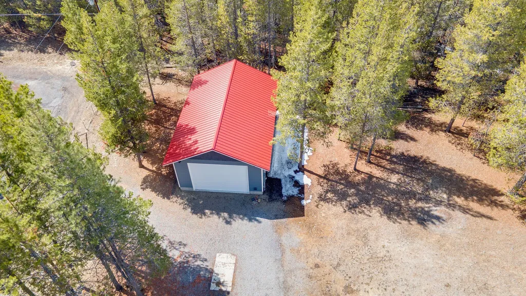 16128 North Drive La Pine OR 97739